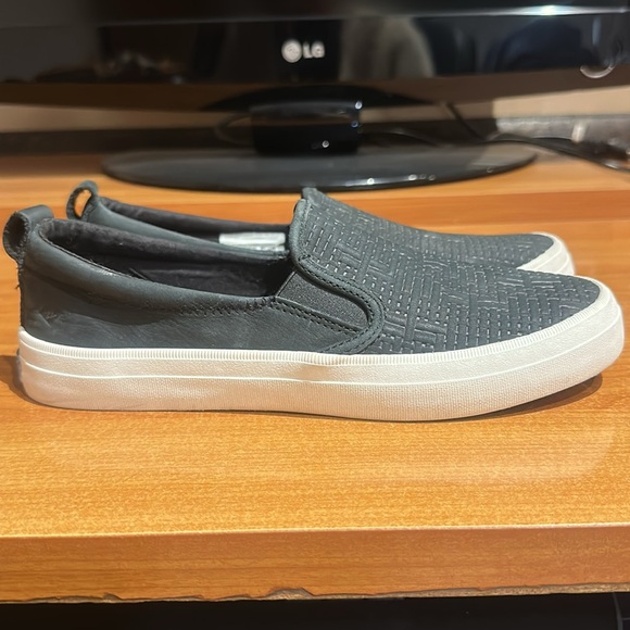 SPERRY Women’s Slip On Sneakers Black & White Size 7 Brand New Without Tags - Picture 4 of 11